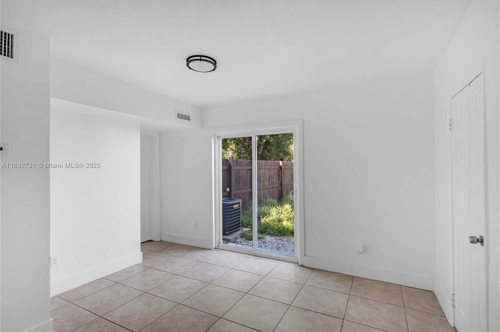 Small Image of 4111 SOUTH WEST 33RD ST #B, West Park Number 3
