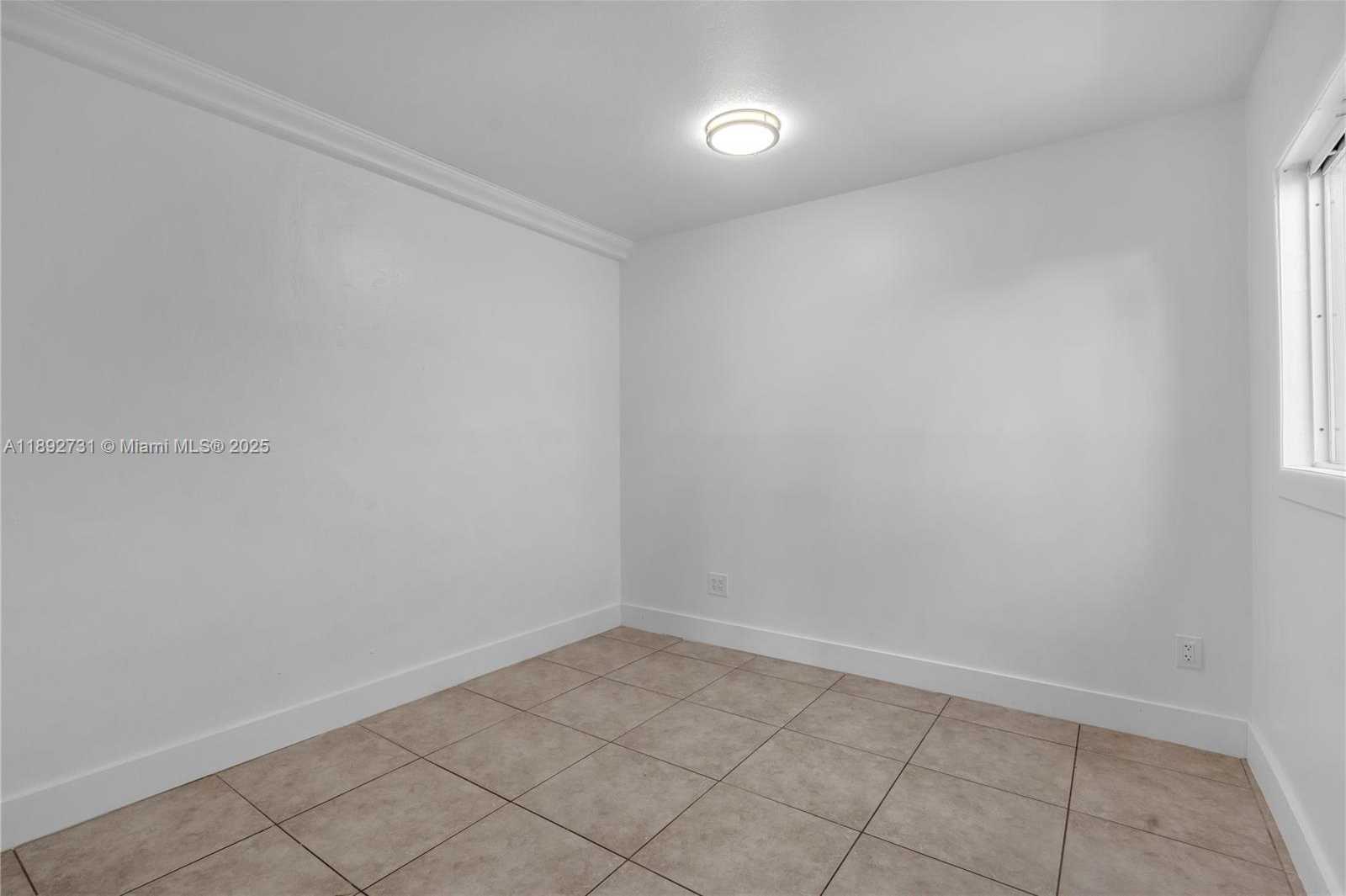 Small Image of 4111 SOUTH WEST 33RD ST #B, West Park Number 4
