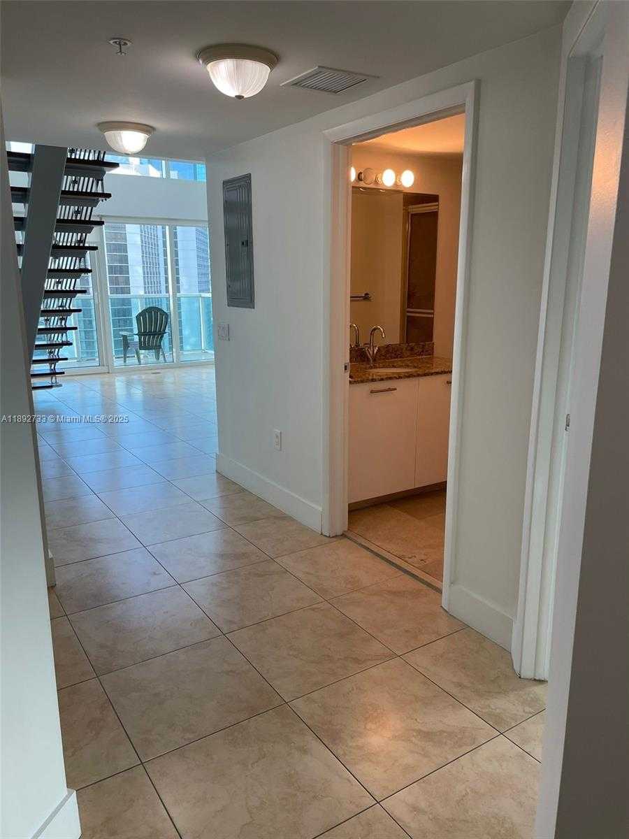 Small Image of 41 SOUTH EAST 5TH ST #1001, Miami Number 2
