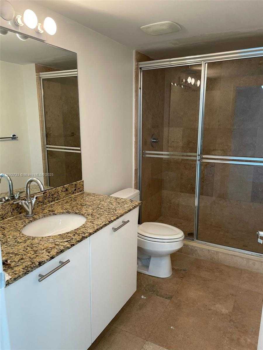 Small Image of 41 SOUTH EAST 5TH ST #1001, Miami Number 3