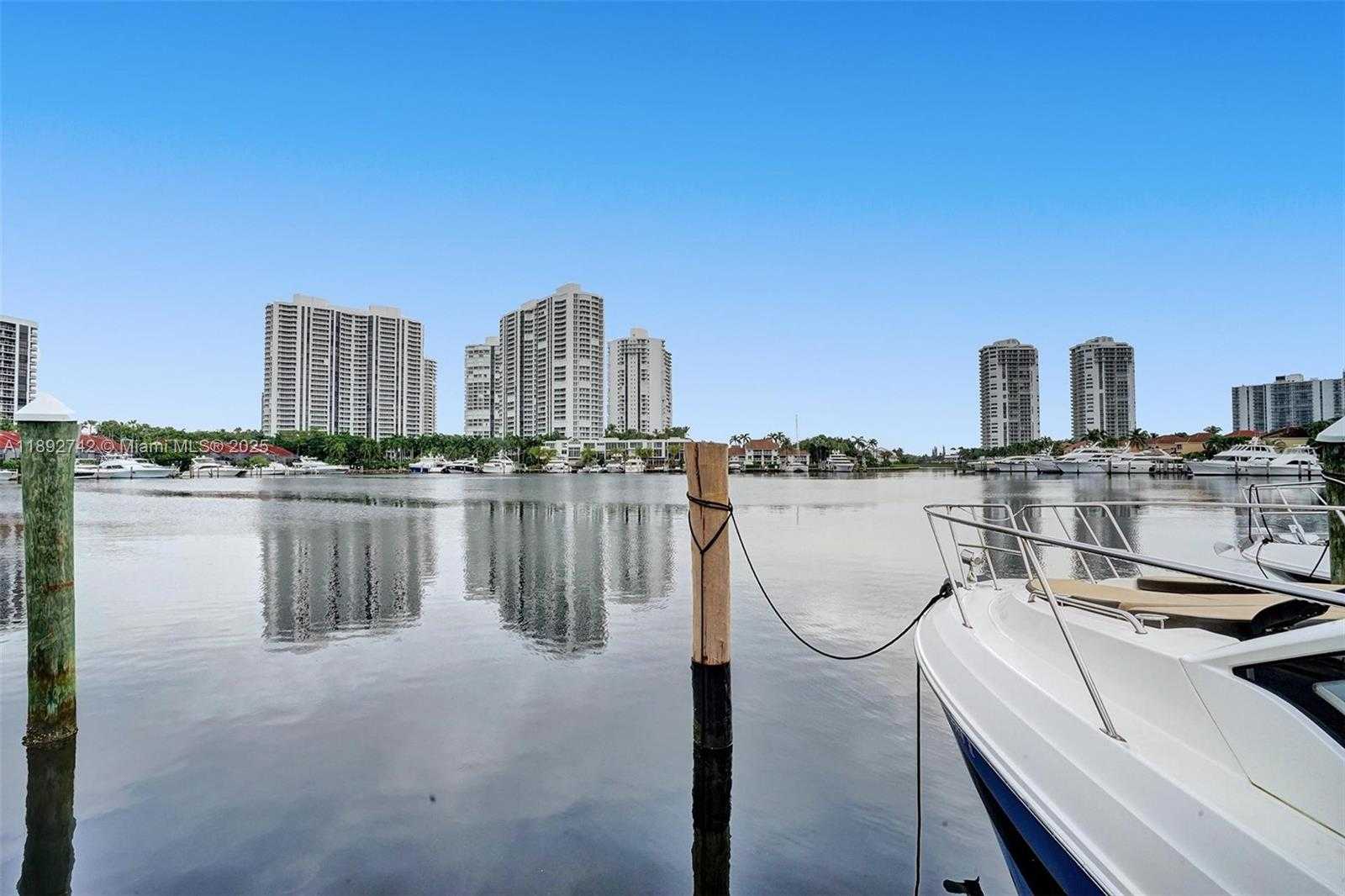 Small Image of 3564 MAGELLAN CIR #217-1, Aventura Number 18