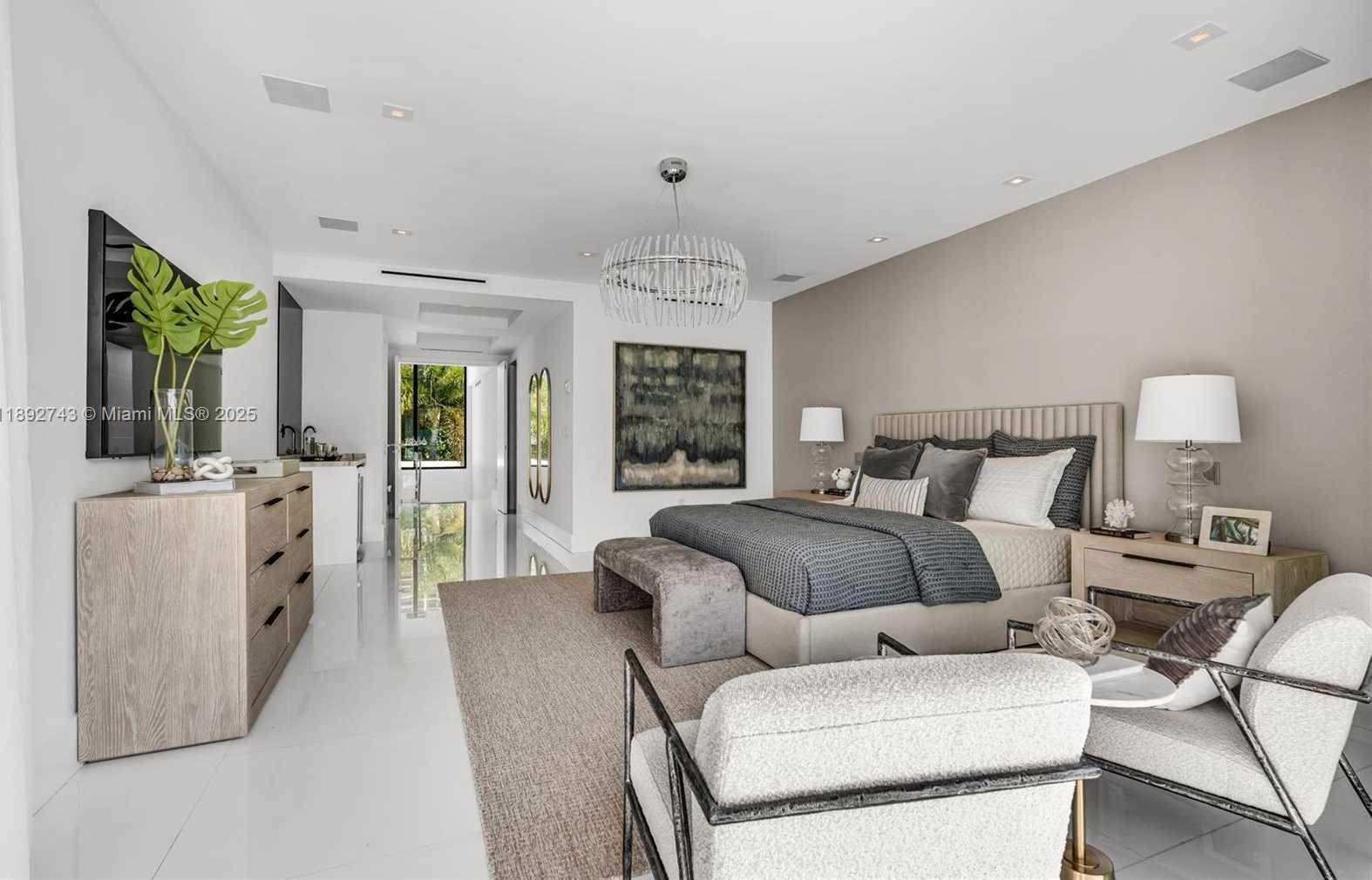 Small Image of 124 PARK DR, Bal Harbour Number 41