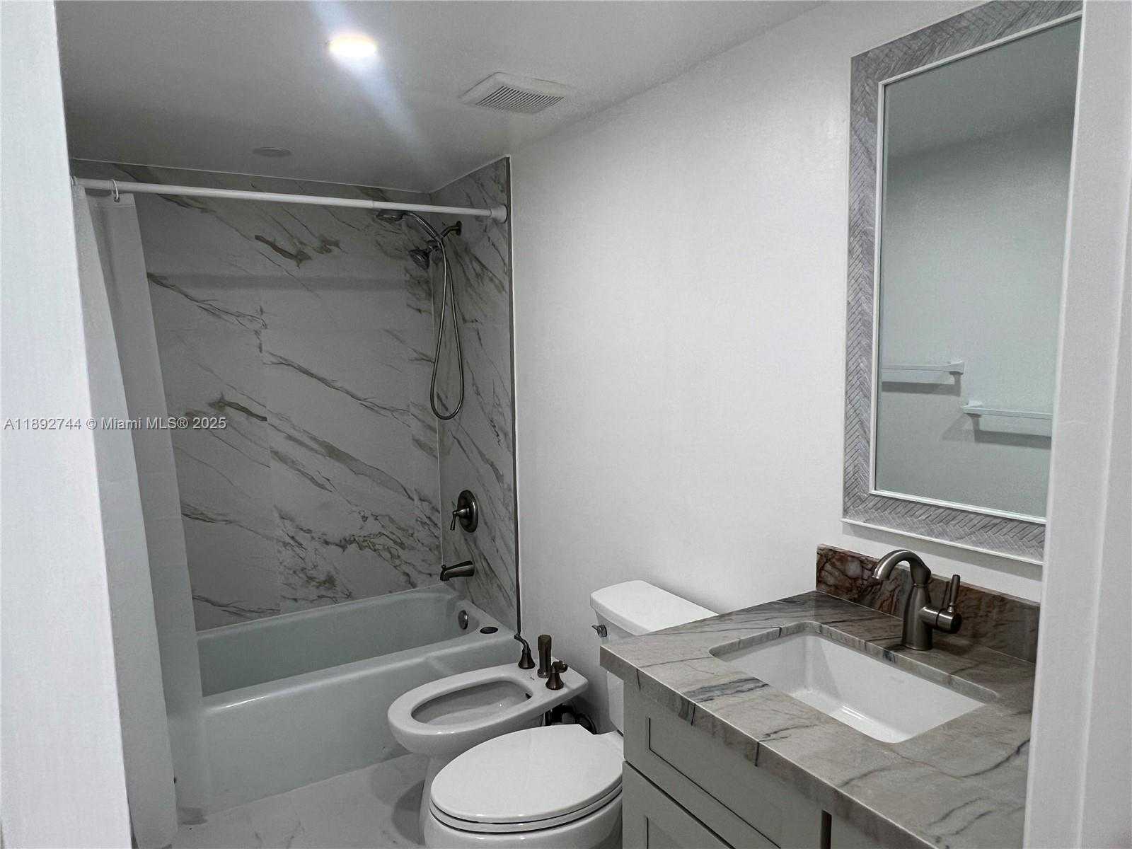 Small Image of 10756 NORTH KENDALL DR #J5, Miami Number 10