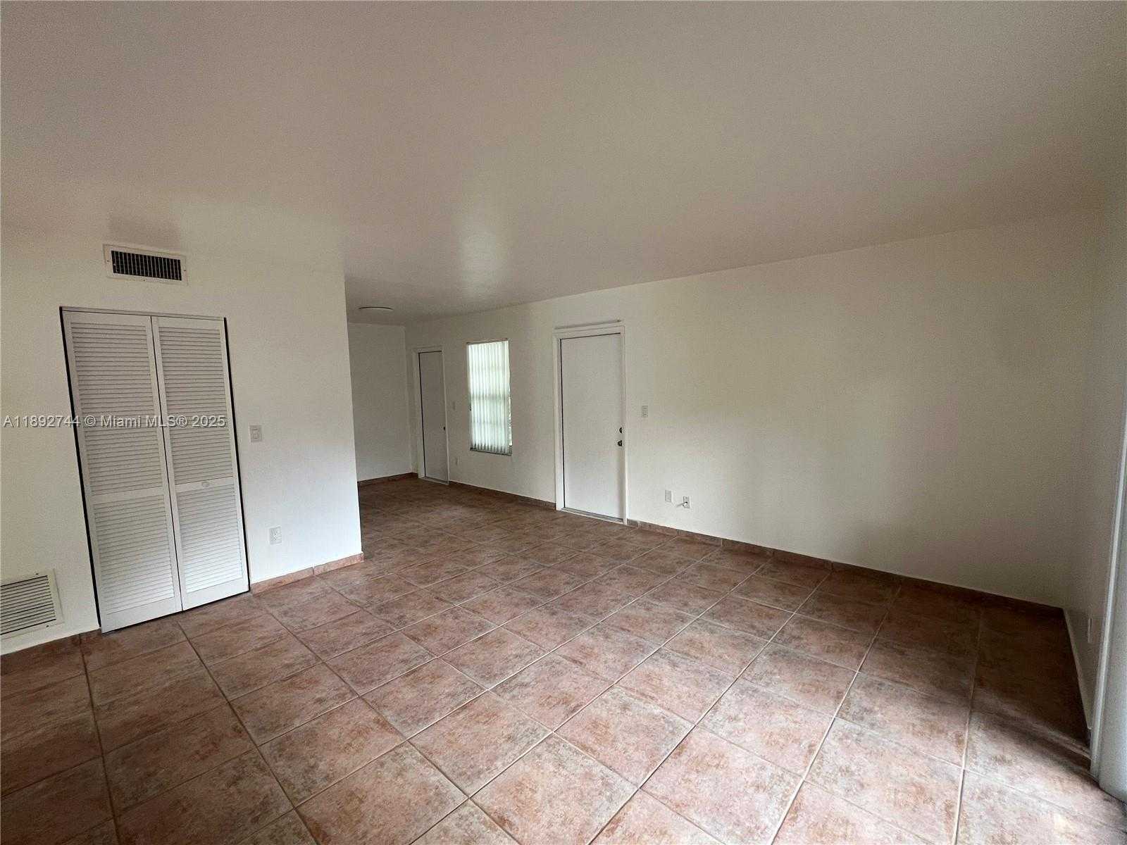 Small Image of 10756 NORTH KENDALL DR #J5, Miami Number 2