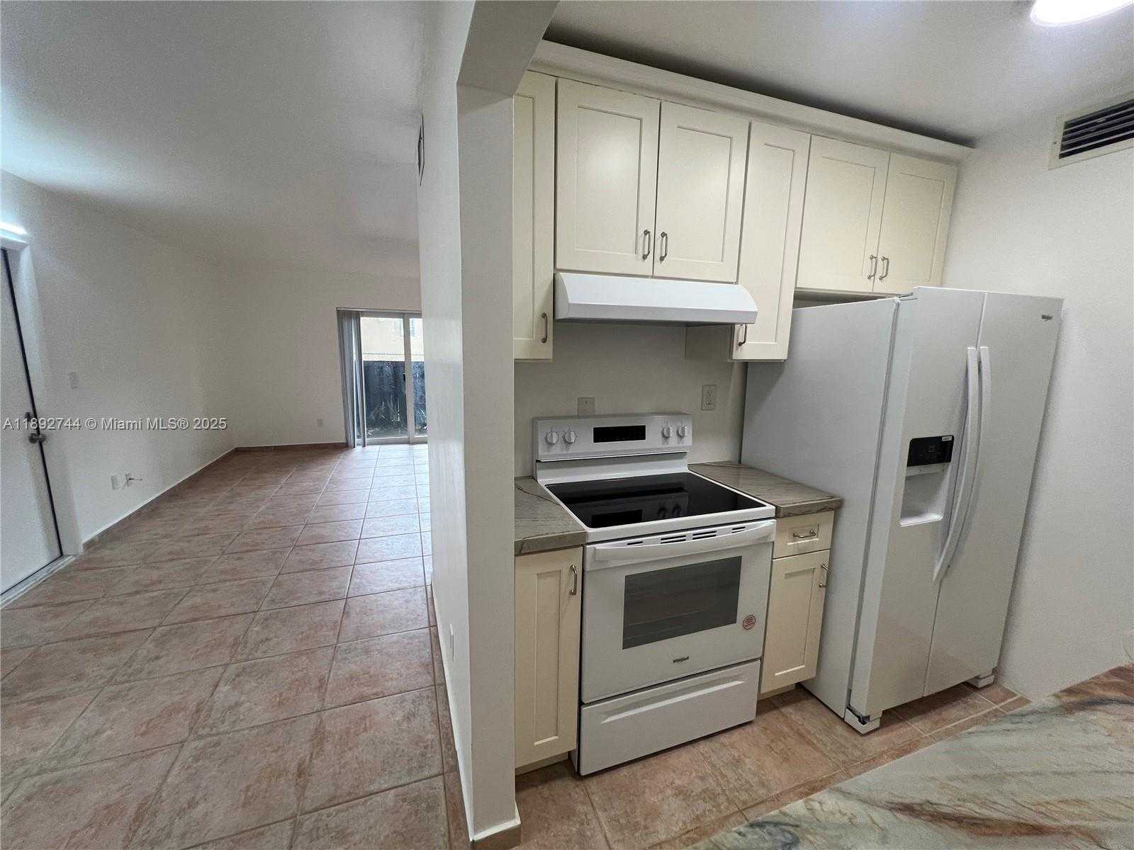 Small Image of 10756 NORTH KENDALL DR #J5, Miami Number 4