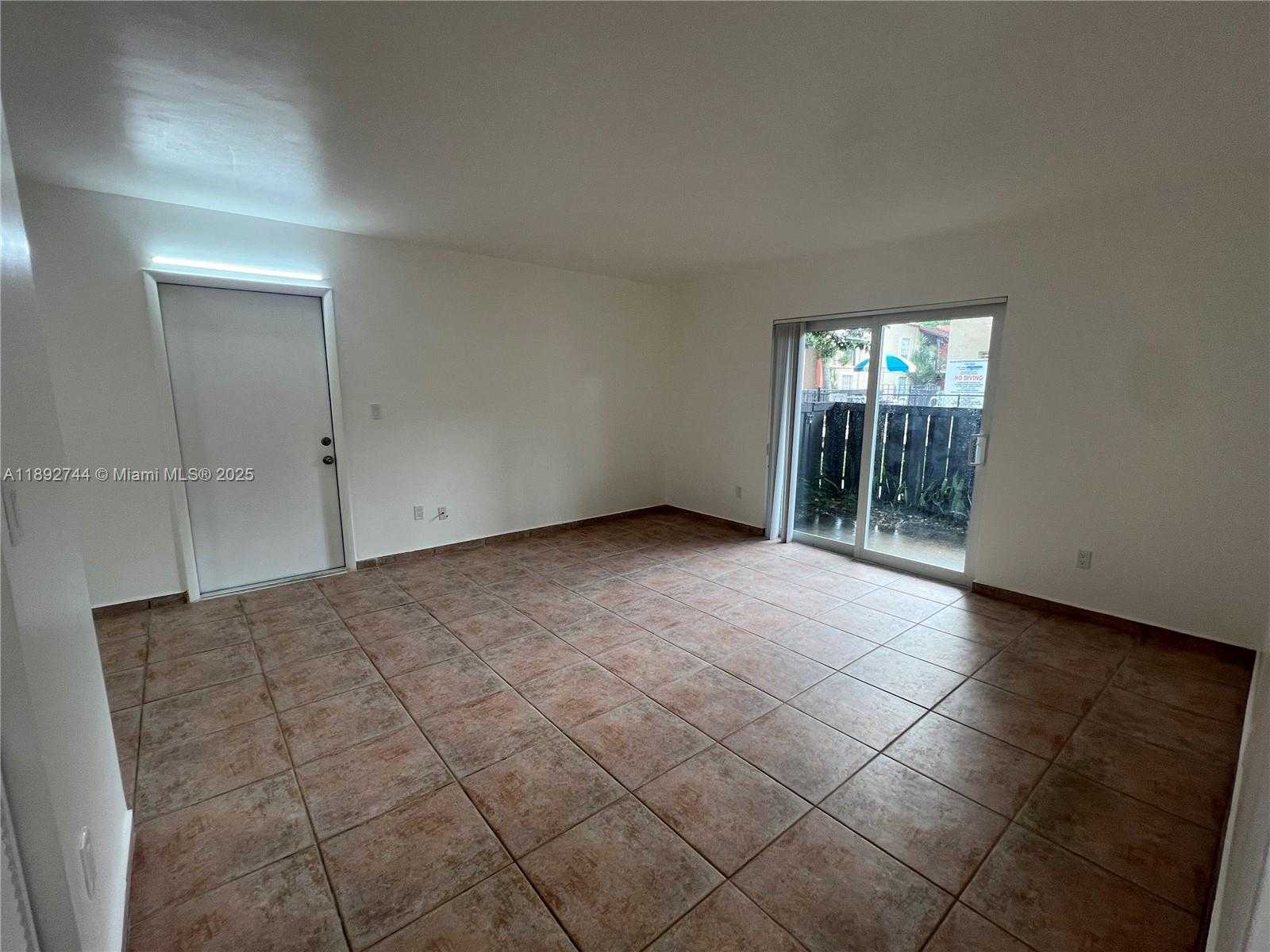 Small Image of 10756 NORTH KENDALL DR #J5, Miami Number 5