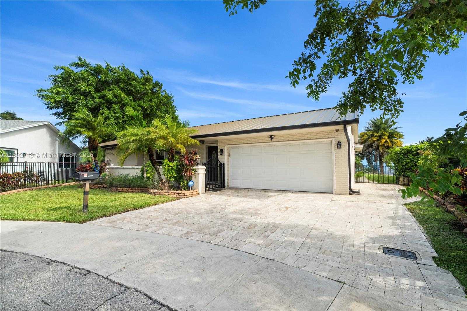 Small Image of 1901 NORTH WEST 41 ST STREET, Oakland Park Number 2