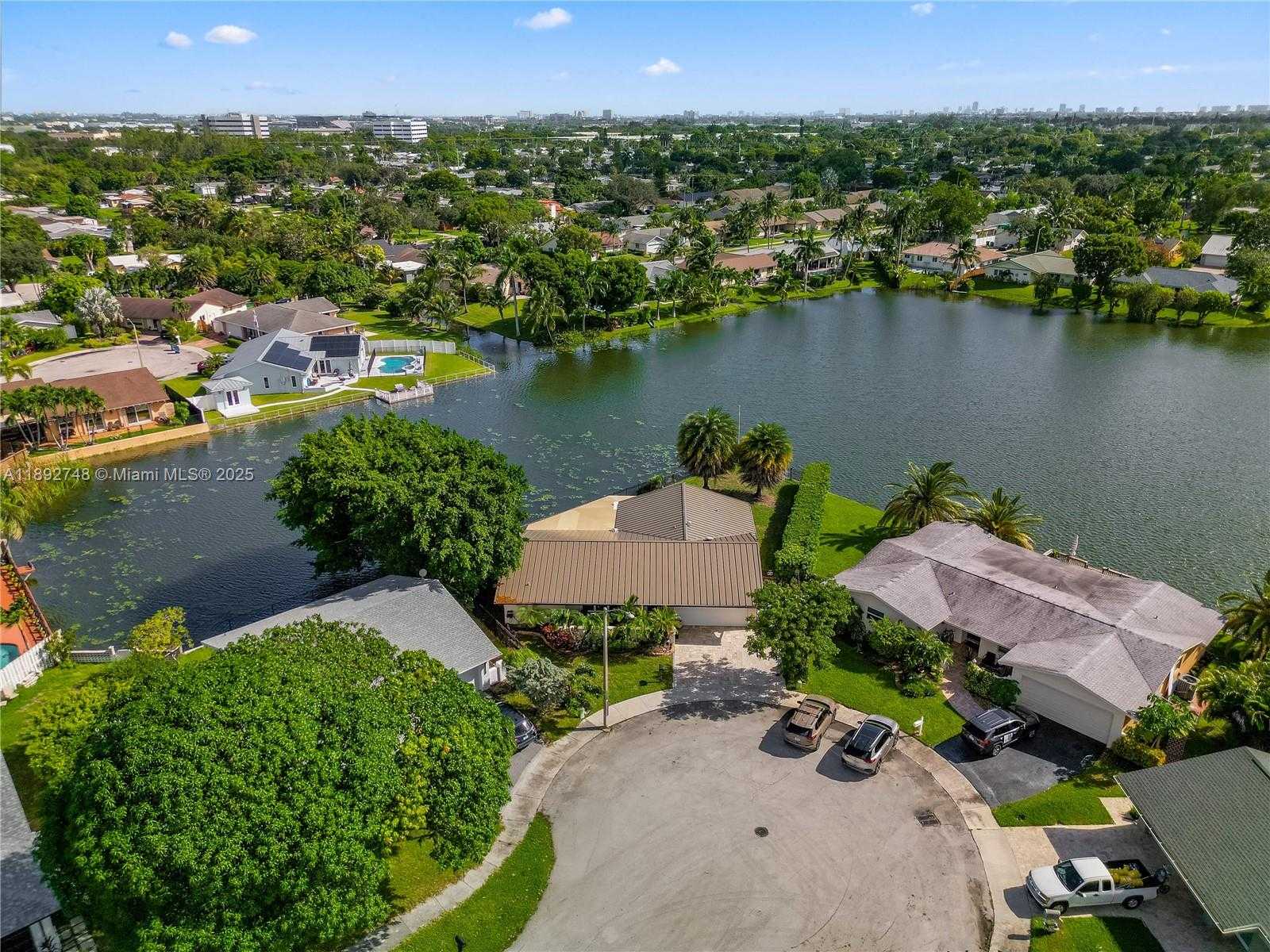 Small Image of 1901 NORTH WEST 41 ST STREET, Oakland Park Number 32