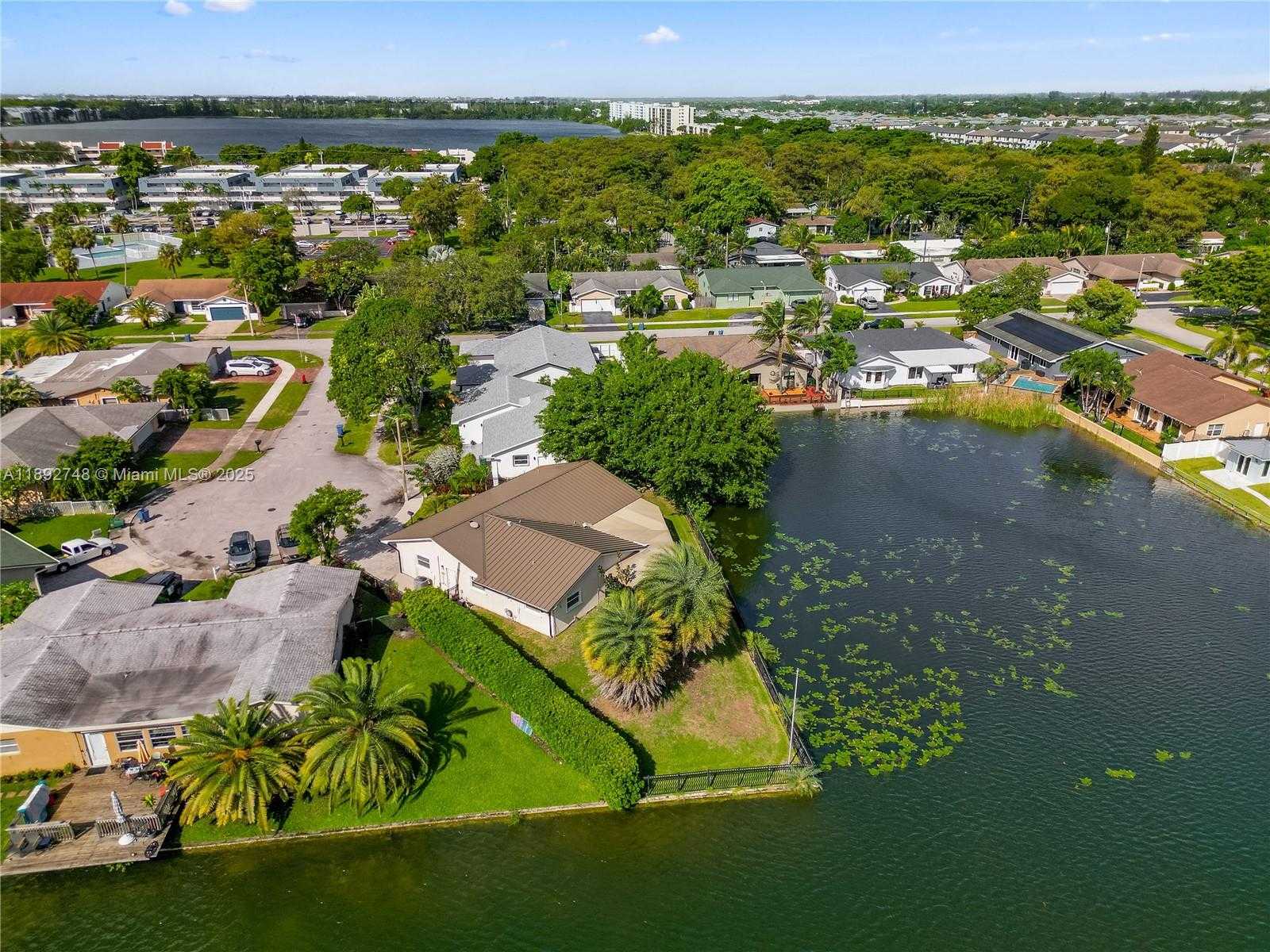 Small Image of 1901 NORTH WEST 41 ST STREET, Oakland Park Number 34