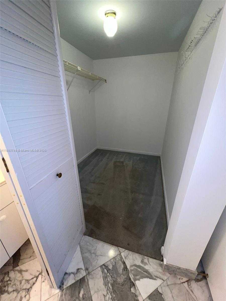 Small Image of 17600 NORTH BAY RD #N702, Sunny Isles Beach Number 16
