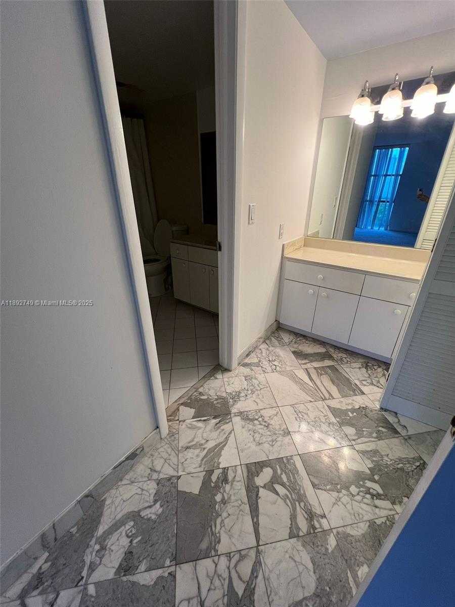 Small Image of 17600 NORTH BAY RD #N702, Sunny Isles Beach Number 17