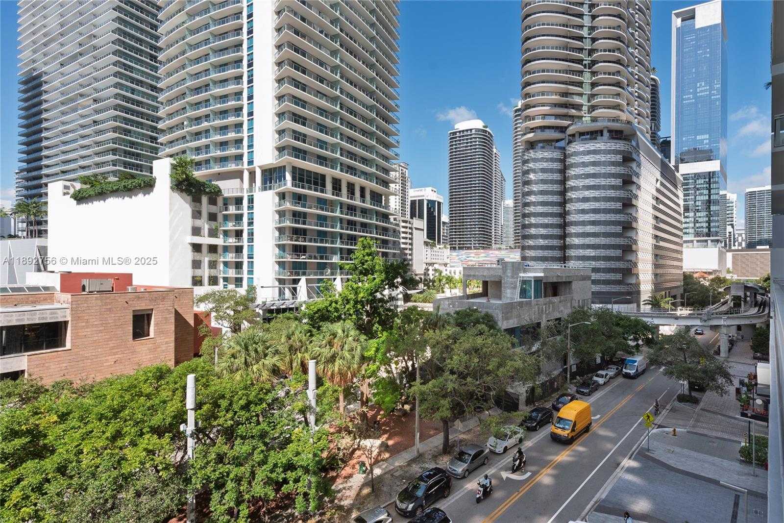 Small Image of 1080 BRICKELL AVE #509, Miami Number 18