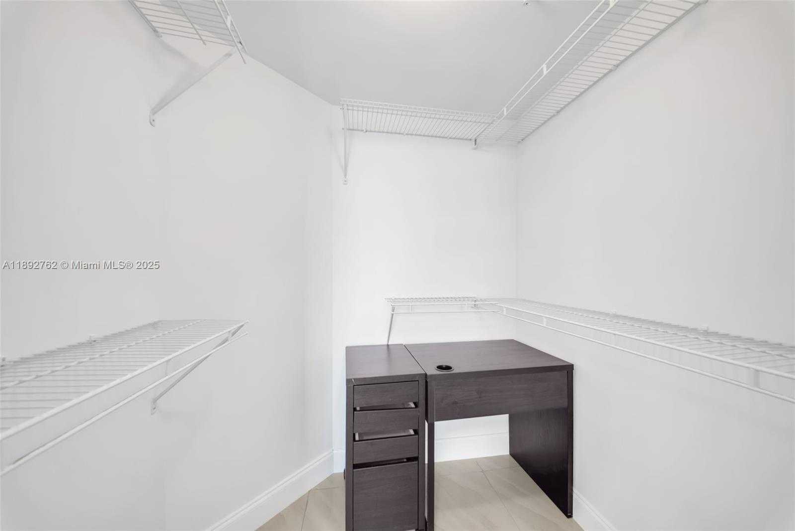 Small Image of 17150 NORTH BAY RD #2705, Sunny Isles Beach Number 14