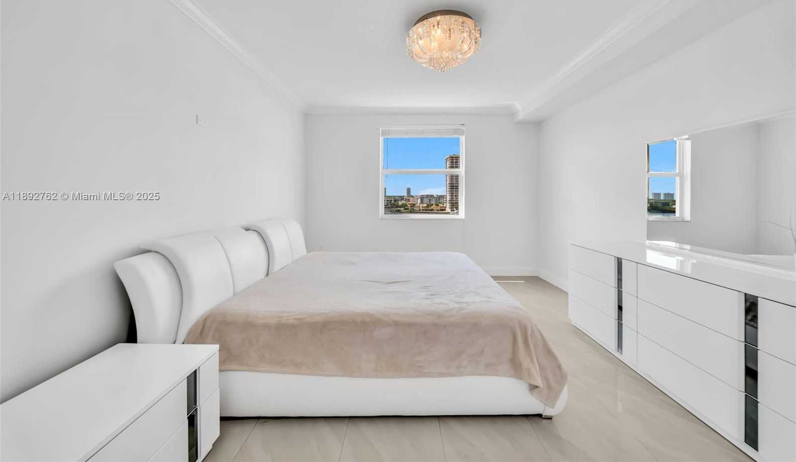 Small Image of 17150 NORTH BAY RD #2705, Sunny Isles Beach Number 17