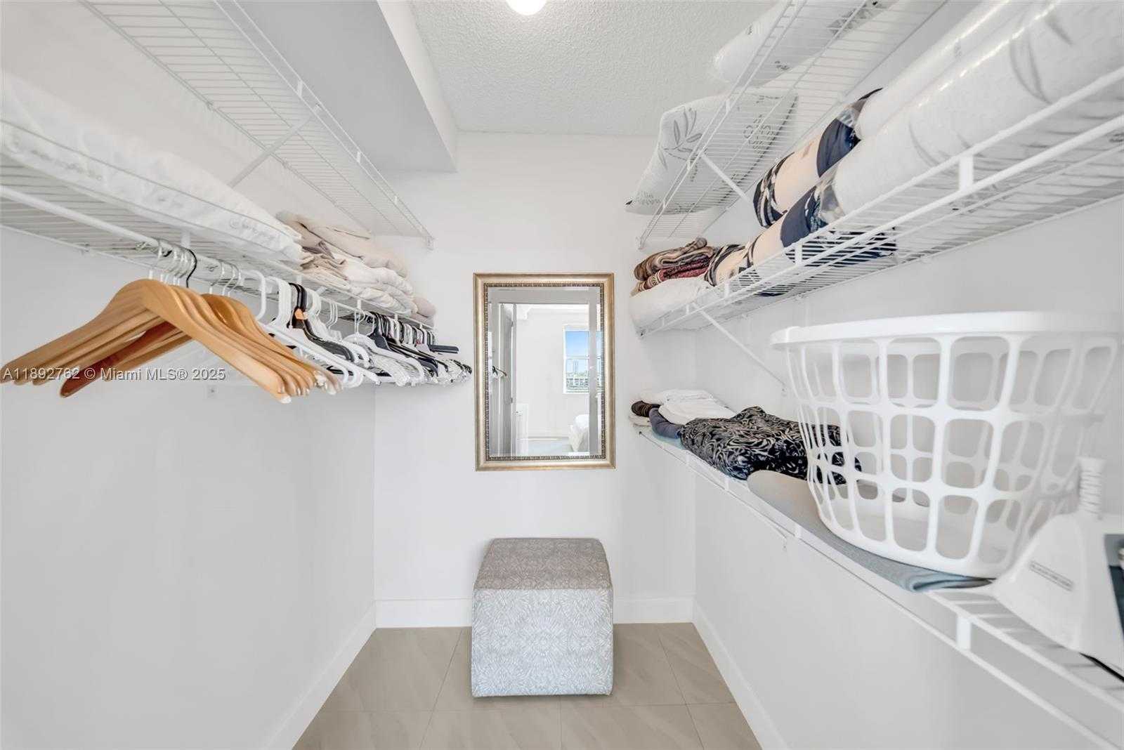 Small Image of 17150 NORTH BAY RD #2705, Sunny Isles Beach Number 20