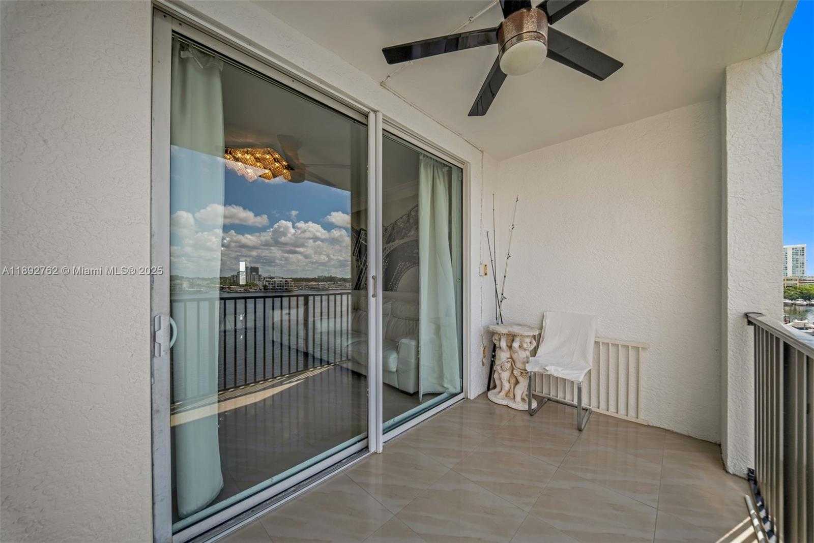 Small Image of 17150 NORTH BAY RD #2705, Sunny Isles Beach Number 22