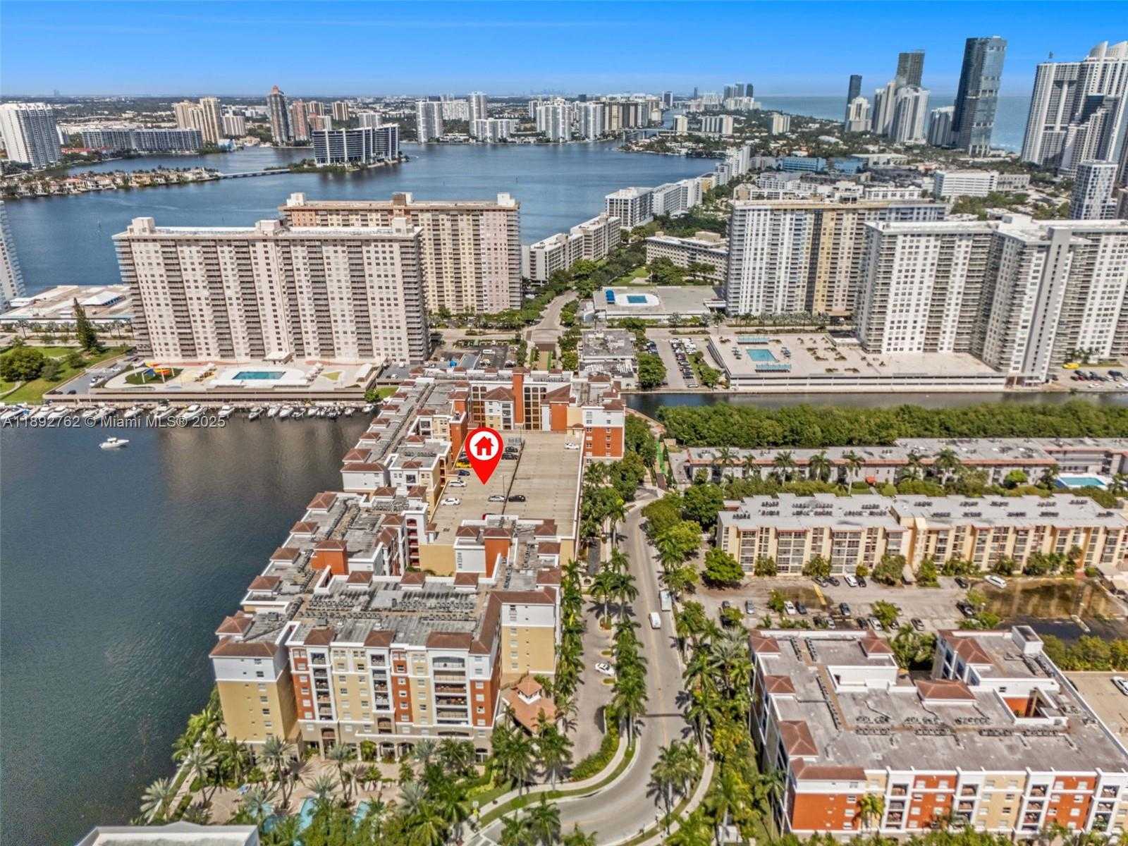 Small Image of 17150 NORTH BAY RD #2705, Sunny Isles Beach Number 24