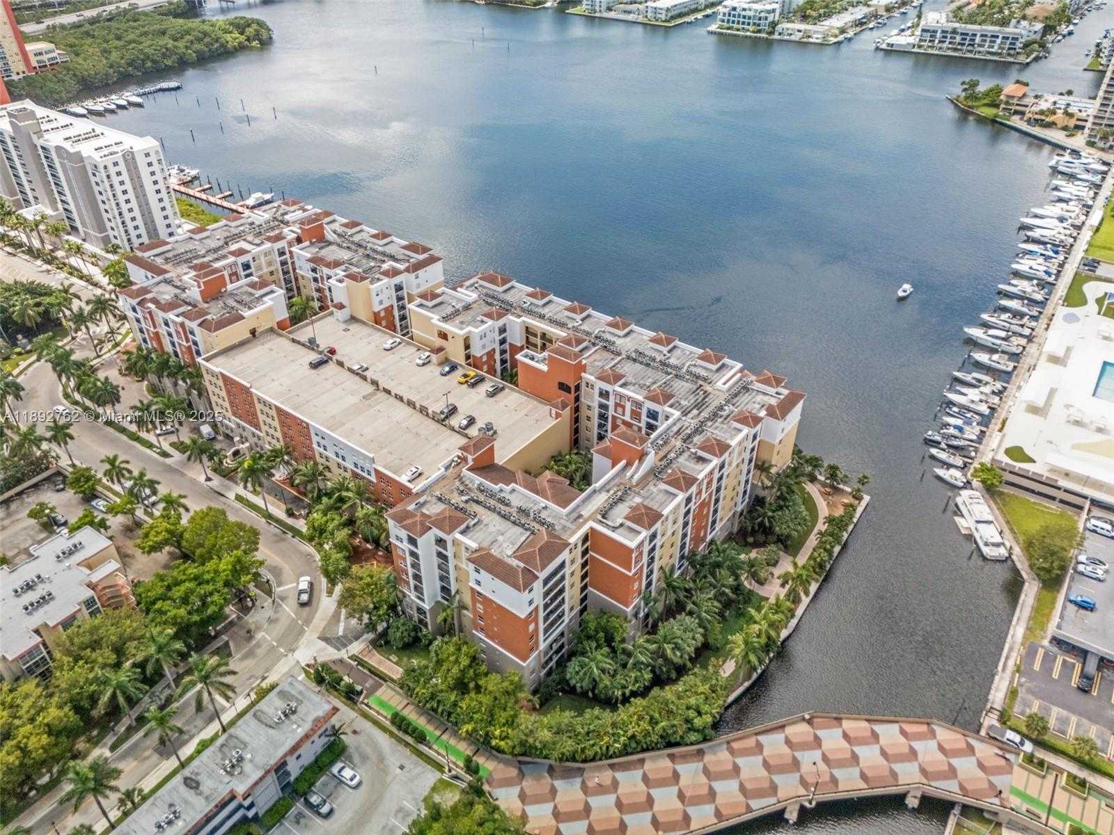 Small Image of 17150 NORTH BAY RD #2705, Sunny Isles Beach Number 27