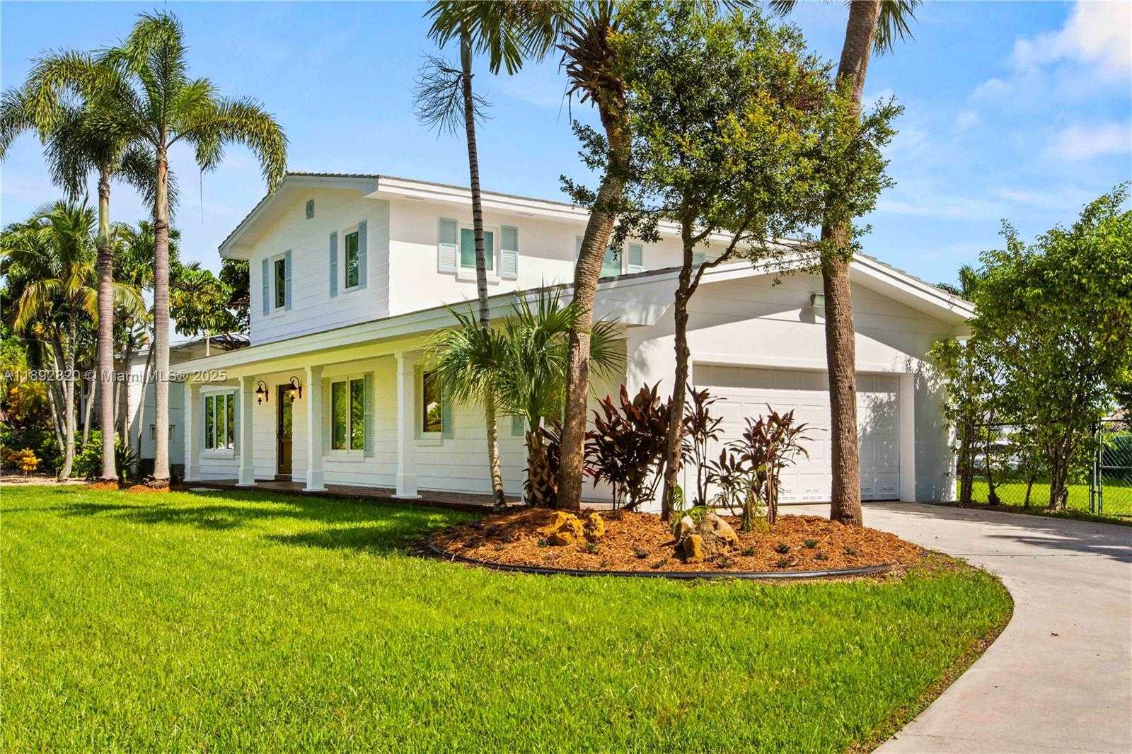 Small Image of 6270 MARLIN DR, Coral Gables Number 52