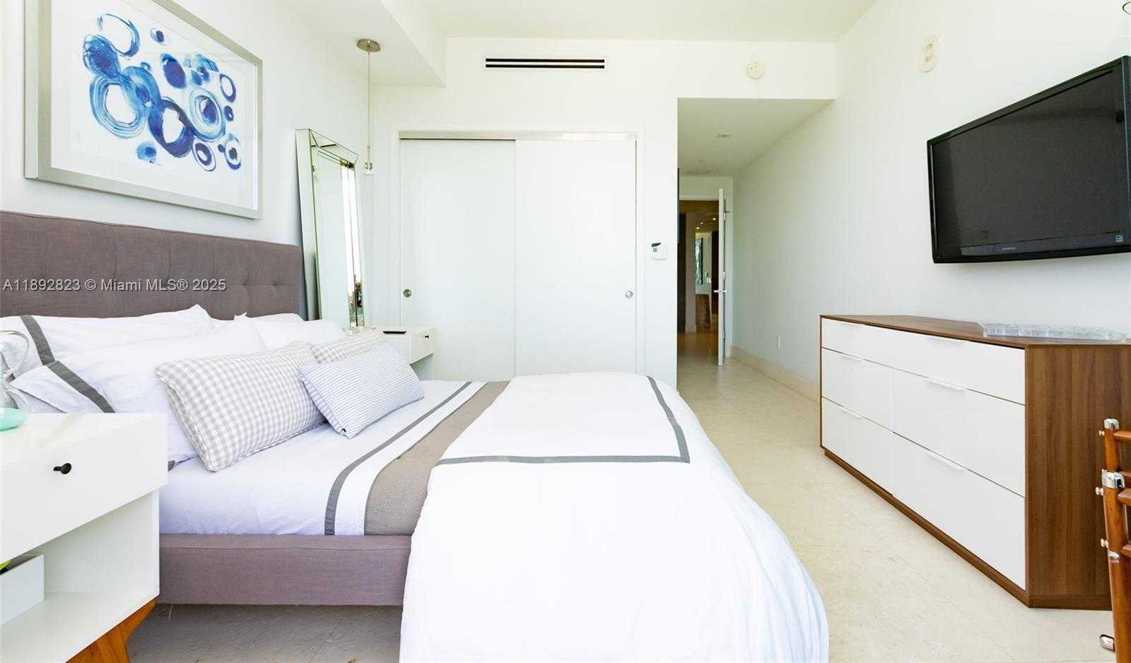Small Image of 360 OCEAN DR #606S, Key Biscayne Number 19