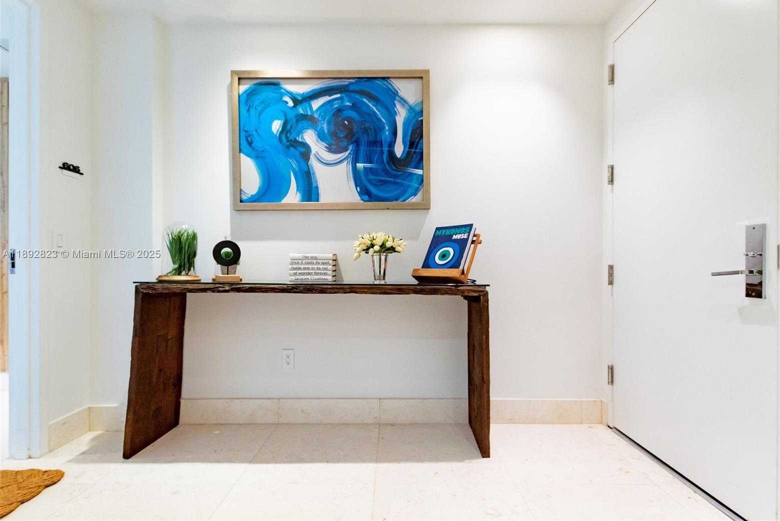 Small Image of 360 OCEAN DR #606S, Key Biscayne Number 2