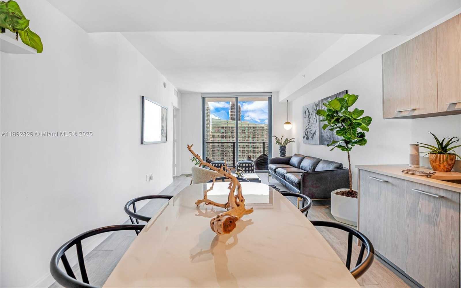 Small Image of 55 SOUTH WEST 9TH ST #3205, Miami Number 11
