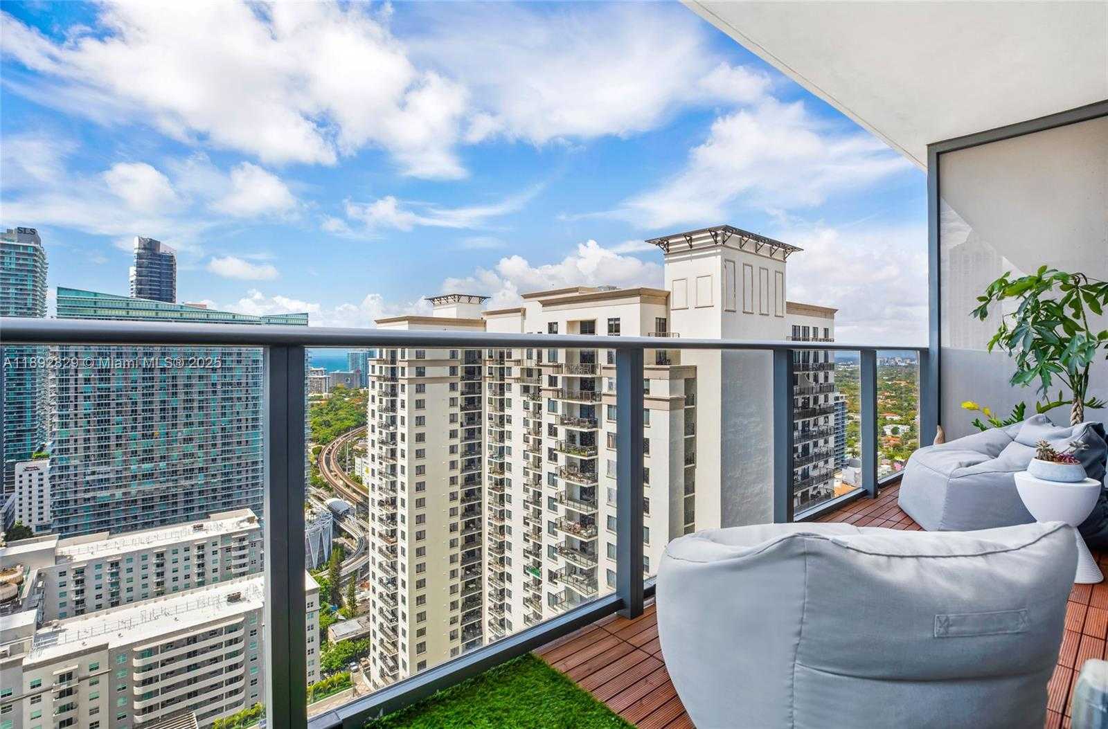 Small Image of 55 SOUTH WEST 9TH ST #3205, Miami Number 20