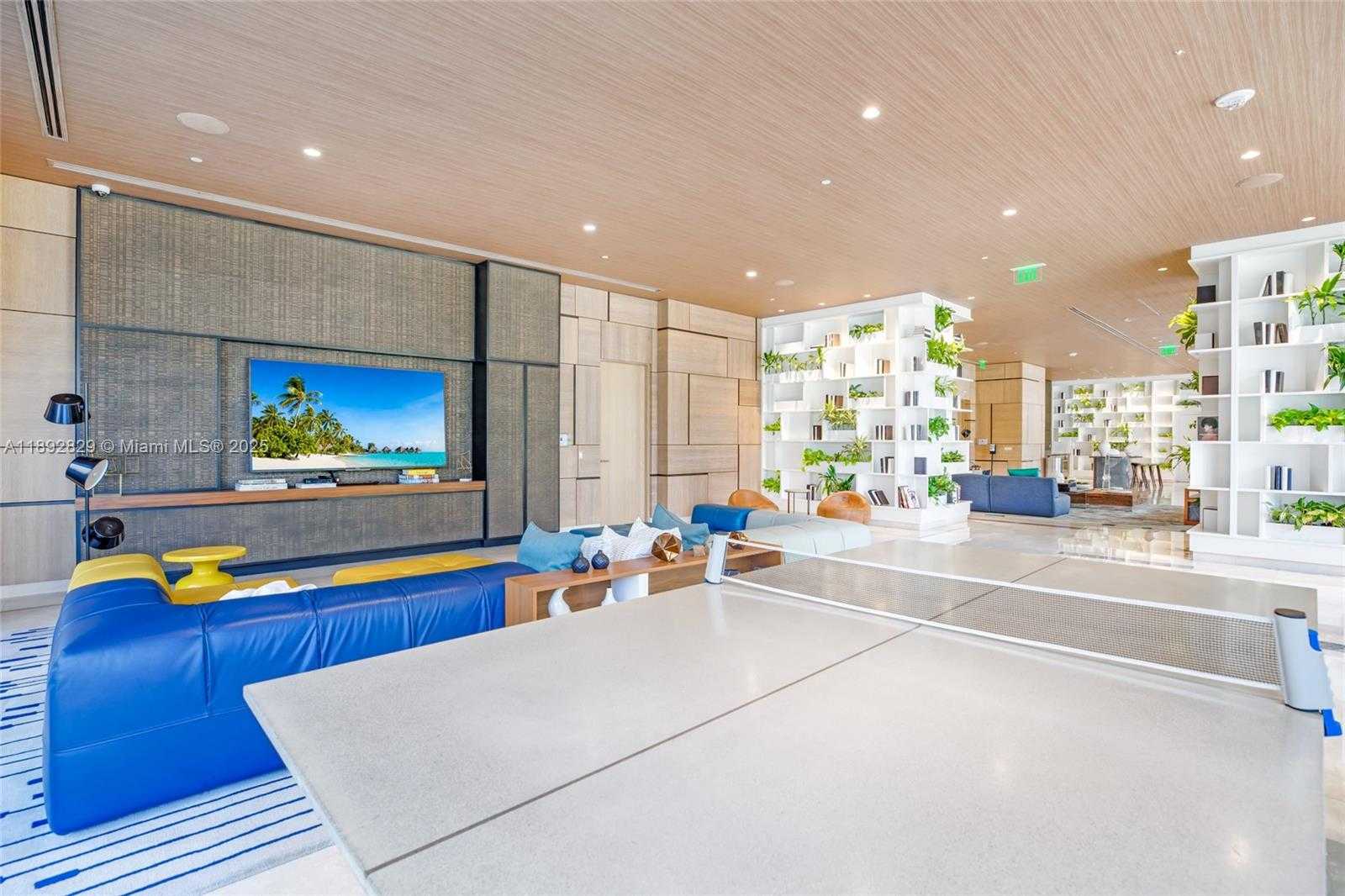 Small Image of 55 SOUTH WEST 9TH ST #3205, Miami Number 23