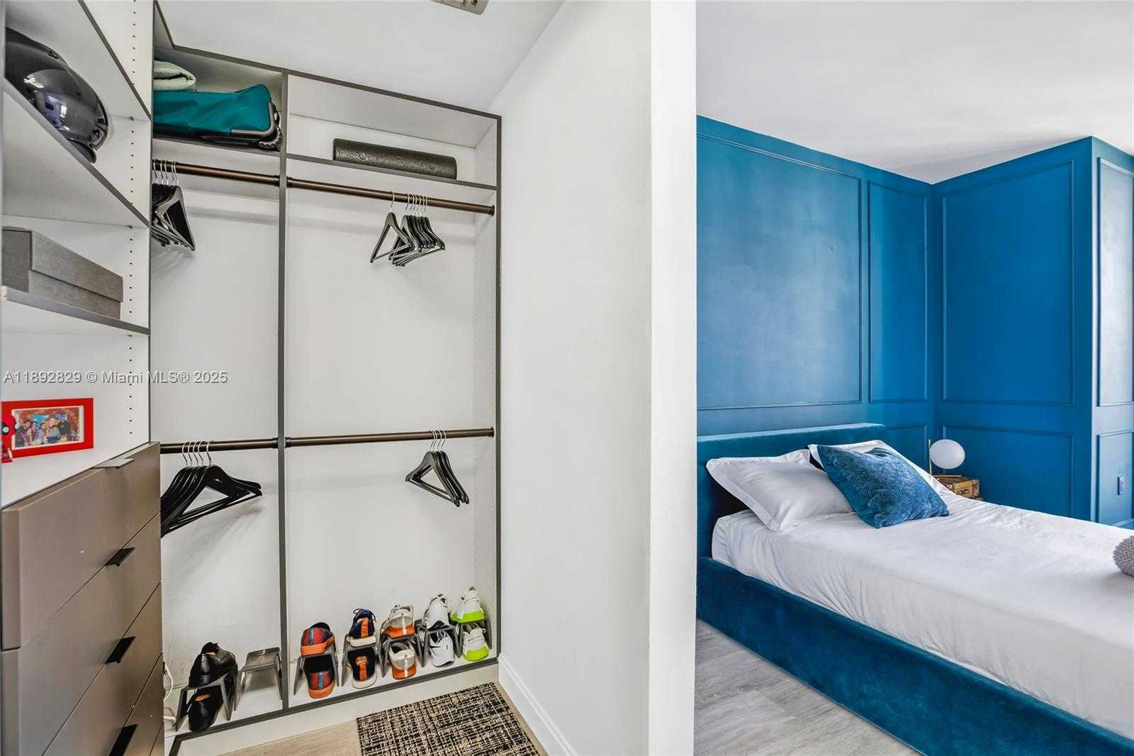 Small Image of 55 SOUTH WEST 9TH ST #3205, Miami Number 3