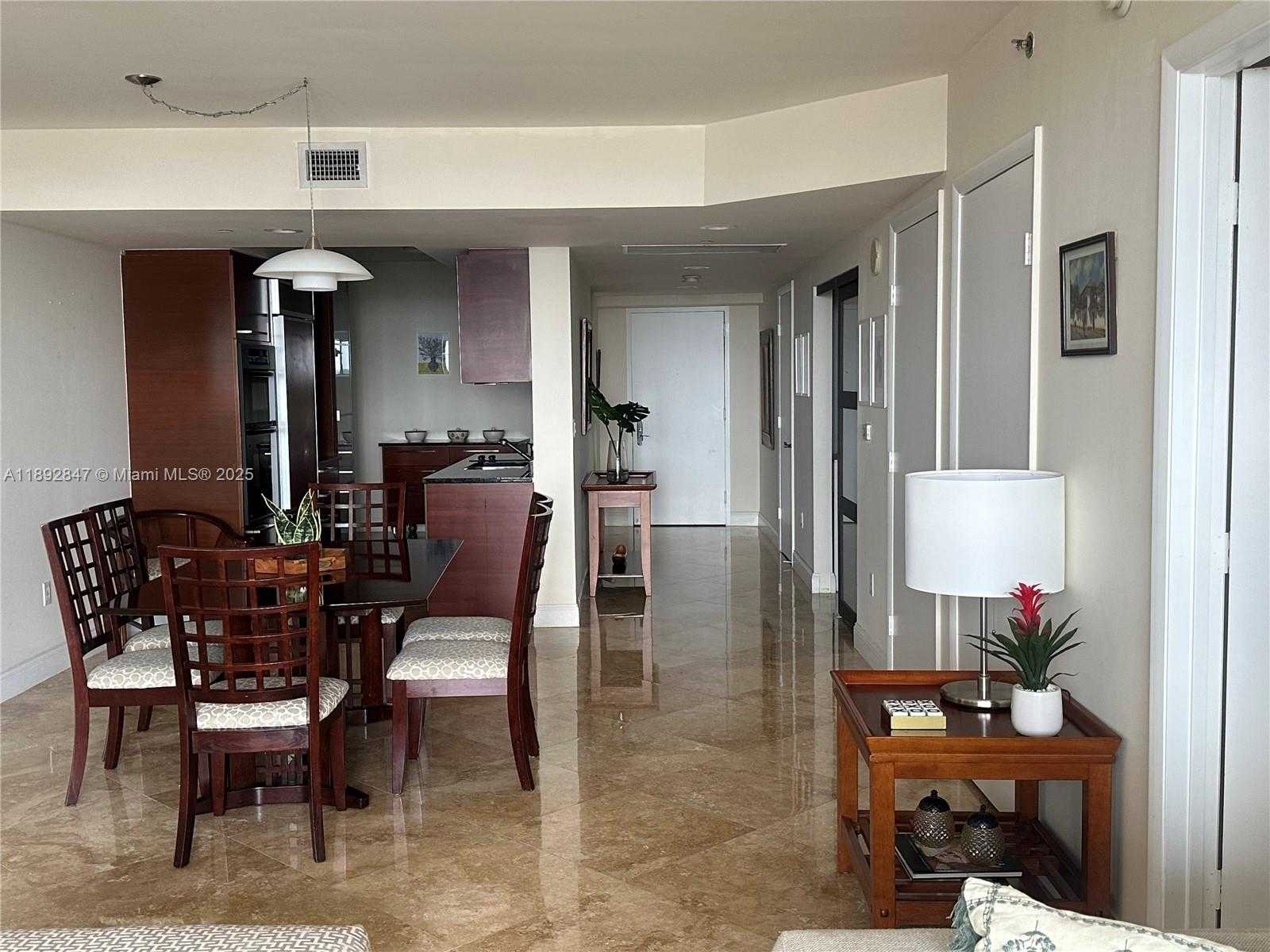 Small Image of 1800 SOUTH OCEAN DR #2707, Hallandale Beach Number 13