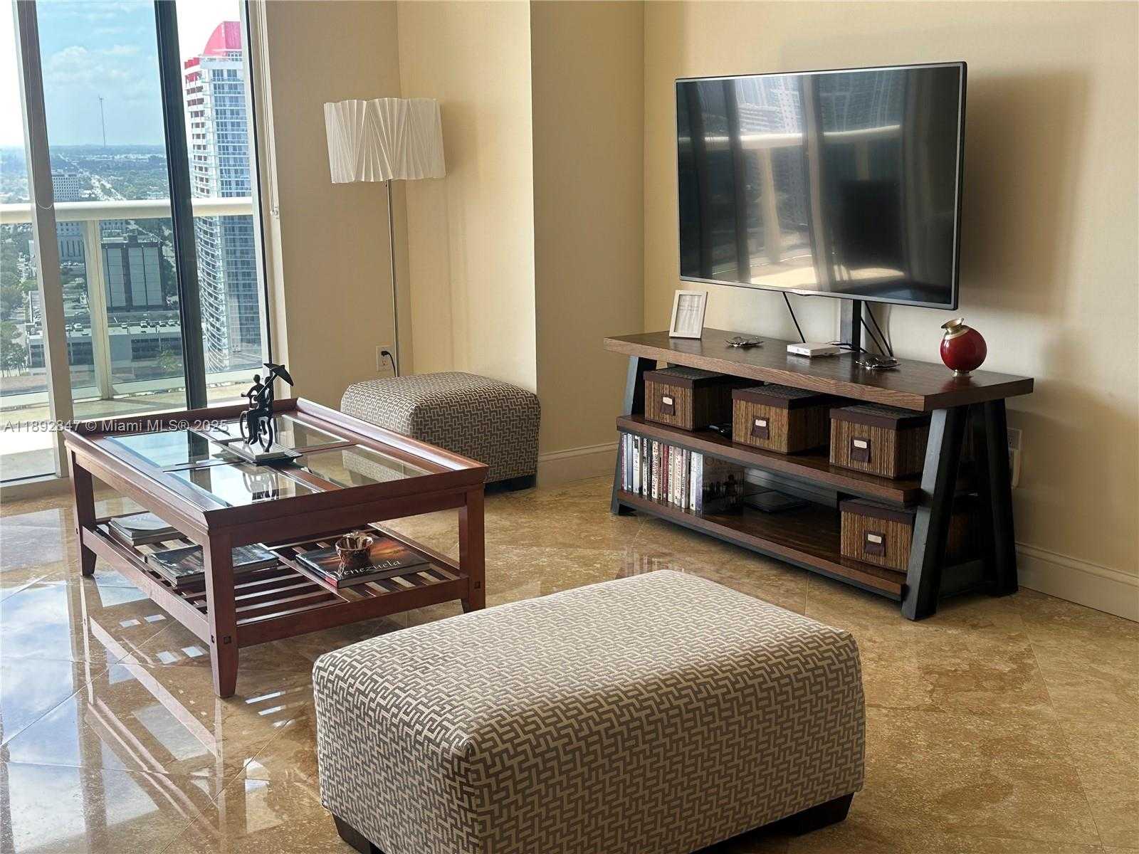 Small Image of 1800 SOUTH OCEAN DR #2707, Hallandale Beach Number 15