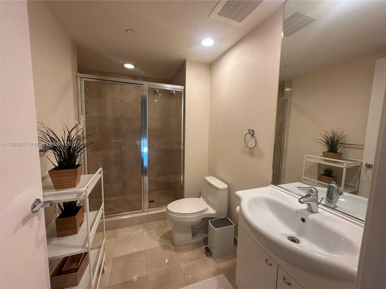Small Image of 1800 SOUTH OCEAN DR #2707, Hallandale Beach Number 34
