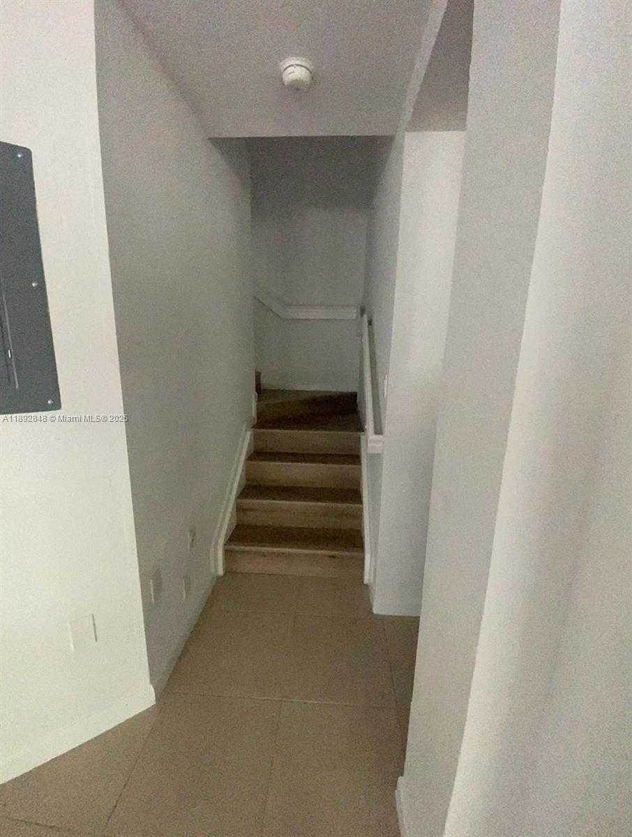 Small Image of 11202 NORTH WEST 83RD ST #221, Doral Number 10