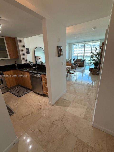 Small Image of 7900 HARBOR ISLAND DR #822, North Bay Village Number 2