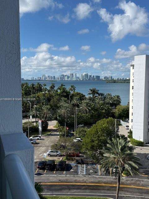 Small Image of 7900 HARBOR ISLAND DR #822, North Bay Village Number 29