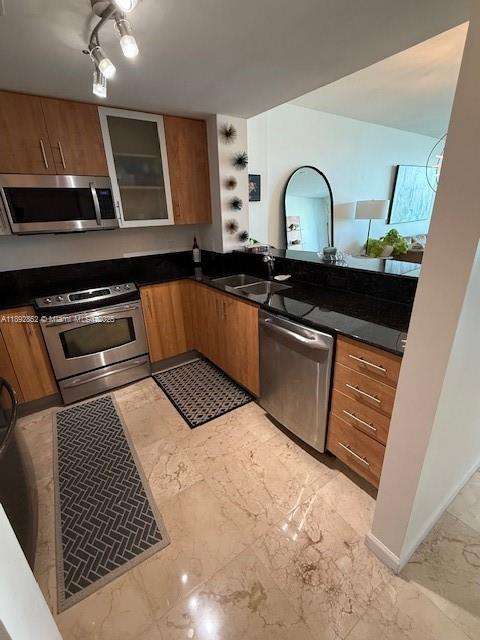 Small Image of 7900 HARBOR ISLAND DR #822, North Bay Village Number 5