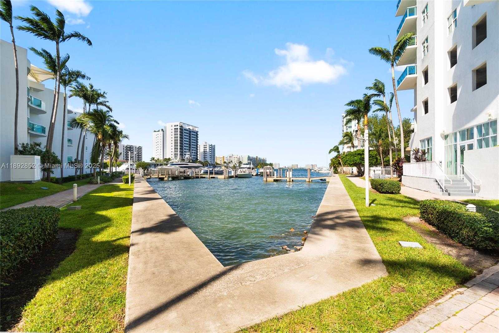 Small Image of 7900 HARBOR ISLAND DR #822, North Bay Village Number 8