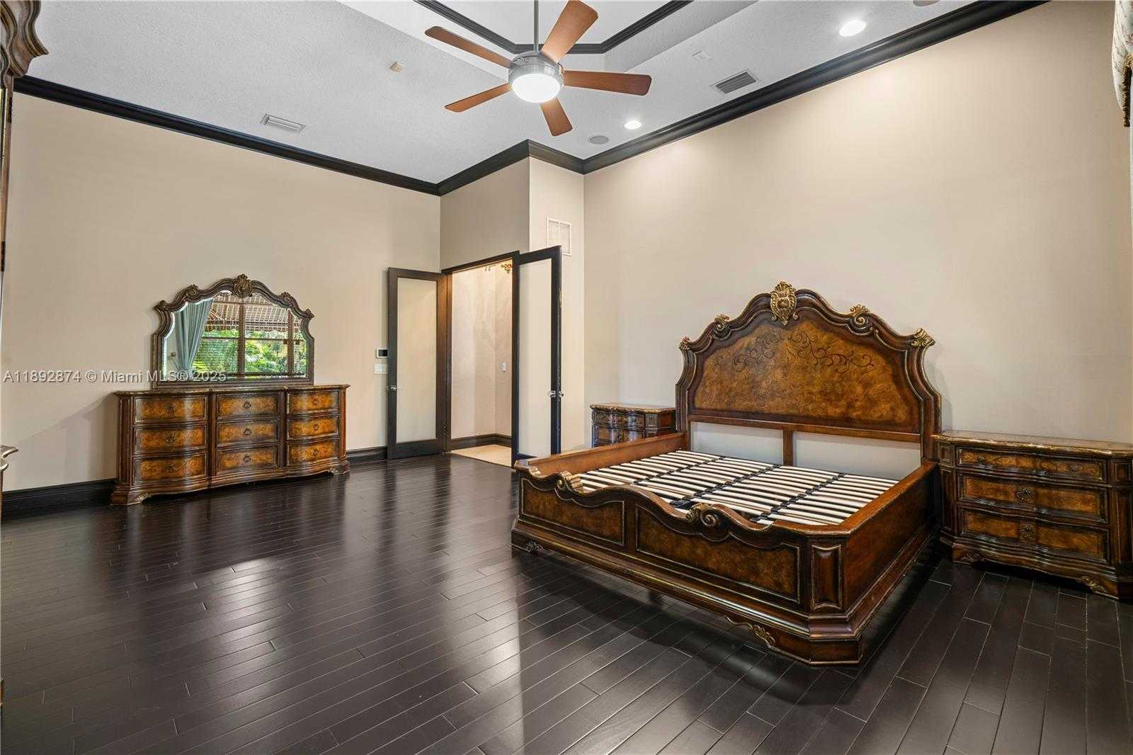 Small Image of 14130 SOUTH WEST 33RD CT, Davie Number 15