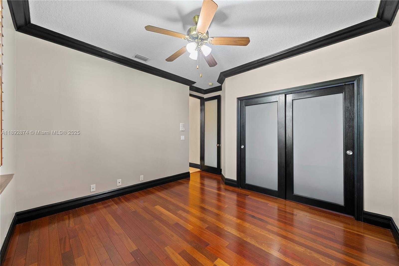 Small Image of 14130 SOUTH WEST 33RD CT, Davie Number 21