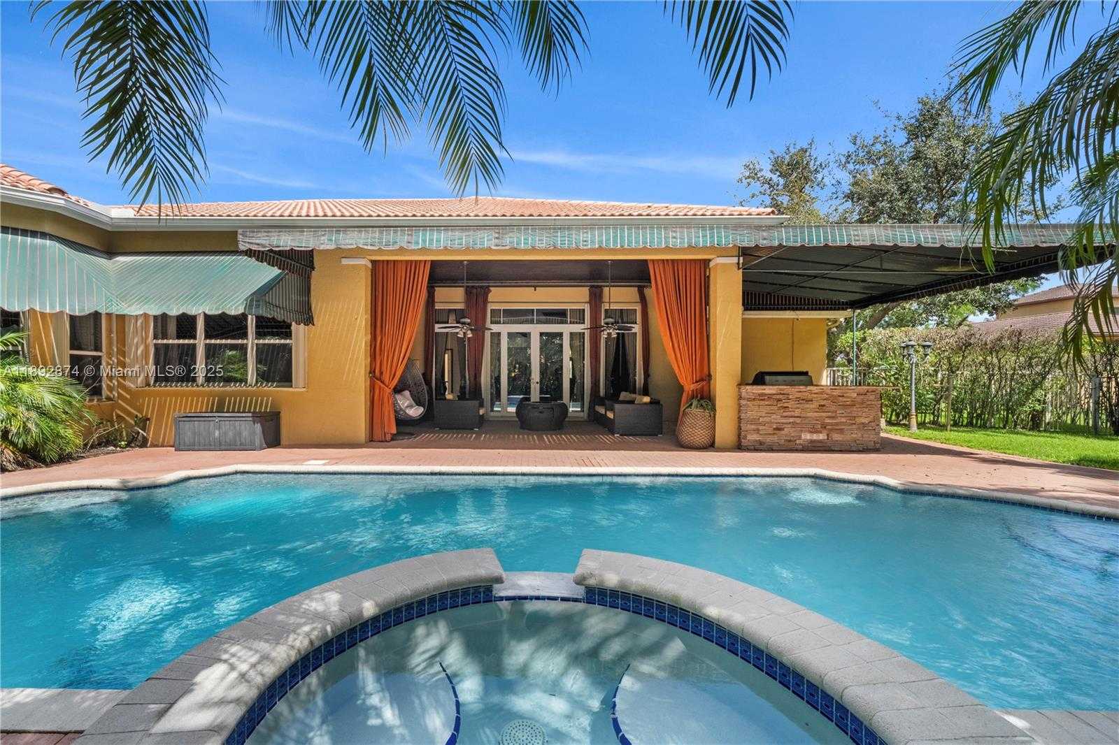 Small Image of 14130 SOUTH WEST 33RD CT, Davie Number 30