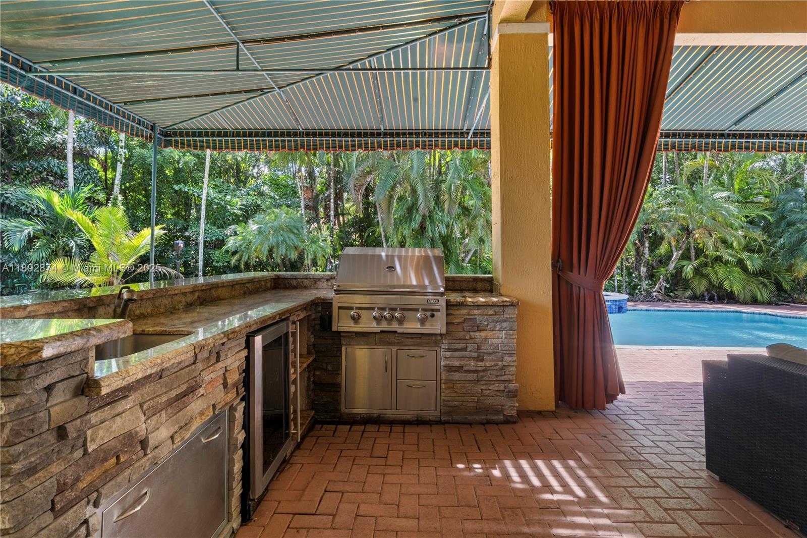 Small Image of 14130 SOUTH WEST 33RD CT, Davie Number 33
