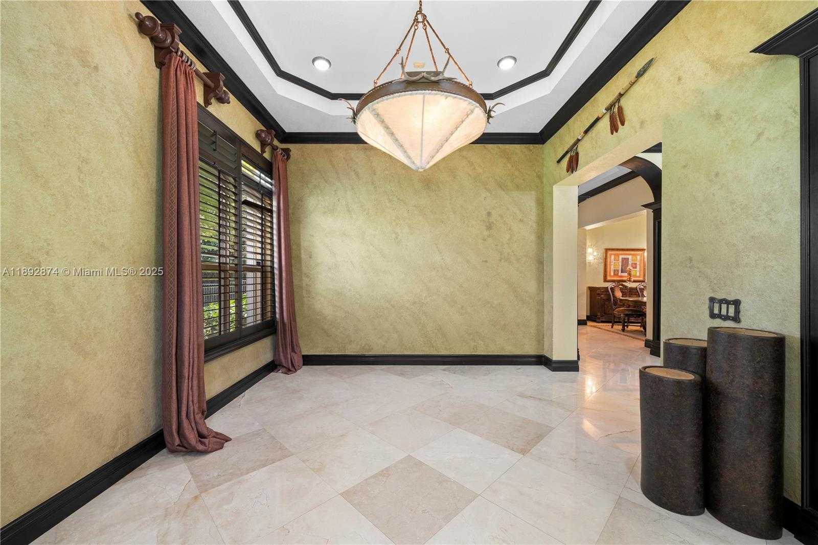 Small Image of 14130 SOUTH WEST 33RD CT, Davie Number 5