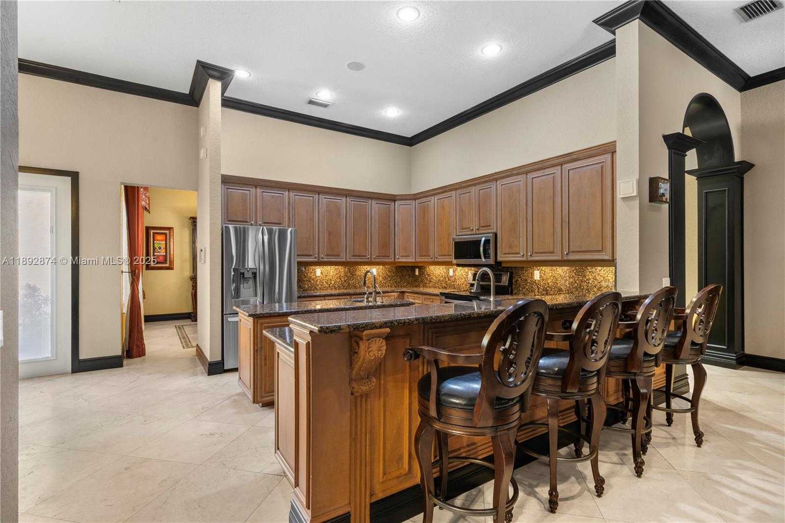 Small Image of 14130 SOUTH WEST 33RD CT, Davie Number 7