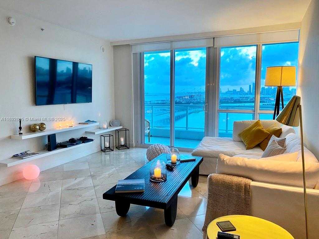 Small Image of 540 WEST AVE #2011, Miami Beach Number 11