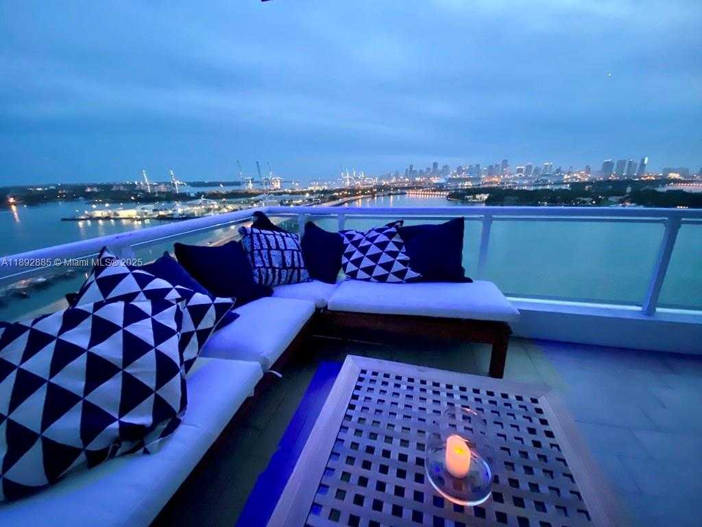 Small Image of 540 WEST AVE #2011, Miami Beach Number 15