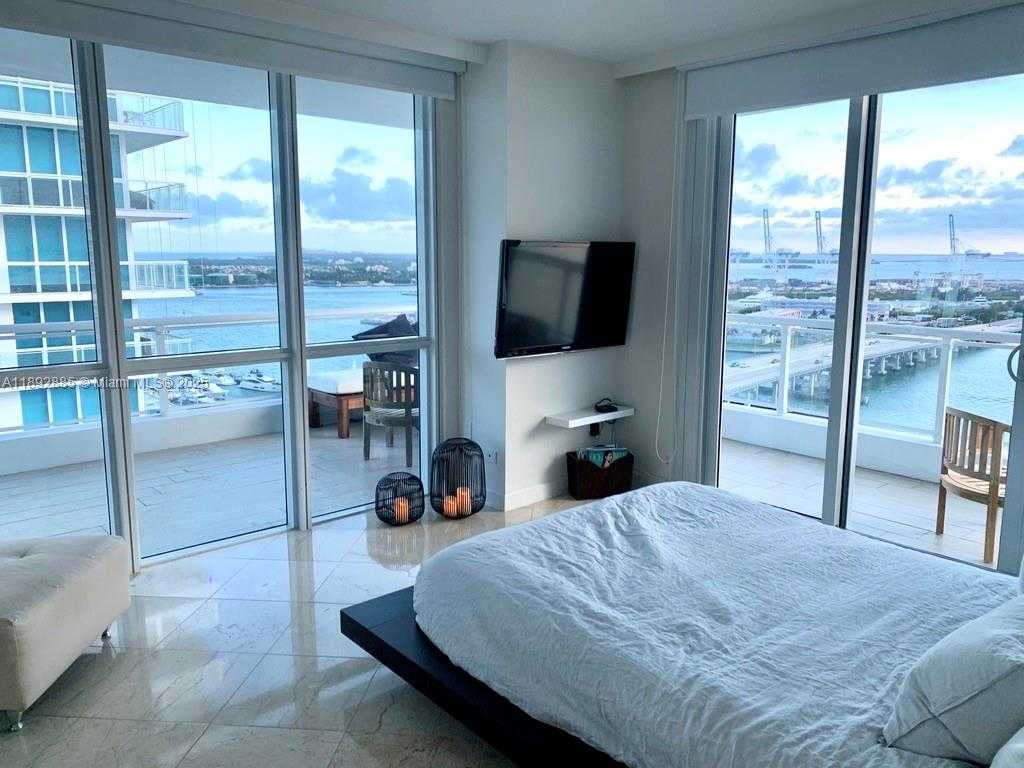 Small Image of 540 WEST AVE #2011, Miami Beach Number 16