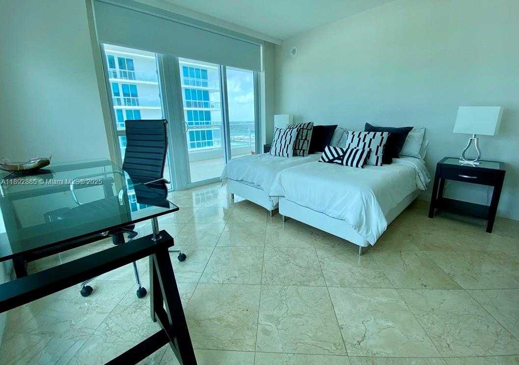 Small Image of 540 WEST AVE #2011, Miami Beach Number 22