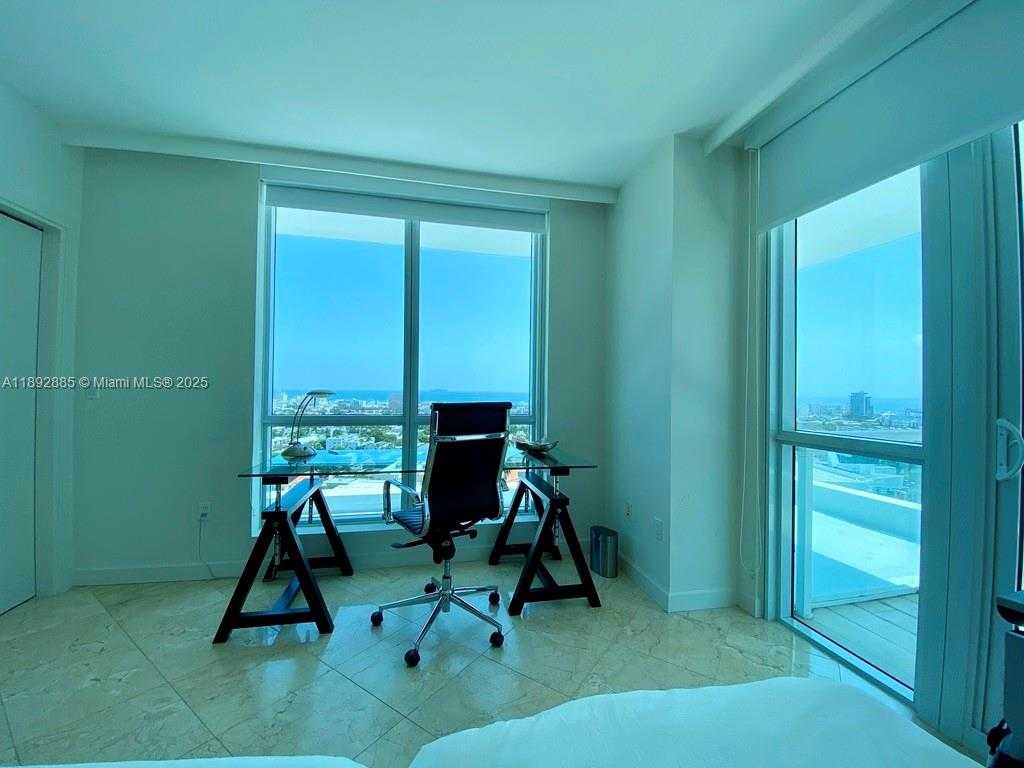 Small Image of 540 WEST AVE #2011, Miami Beach Number 24