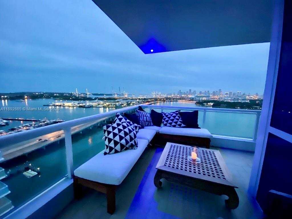 Small Image of 540 WEST AVE #2011, Miami Beach Number 26