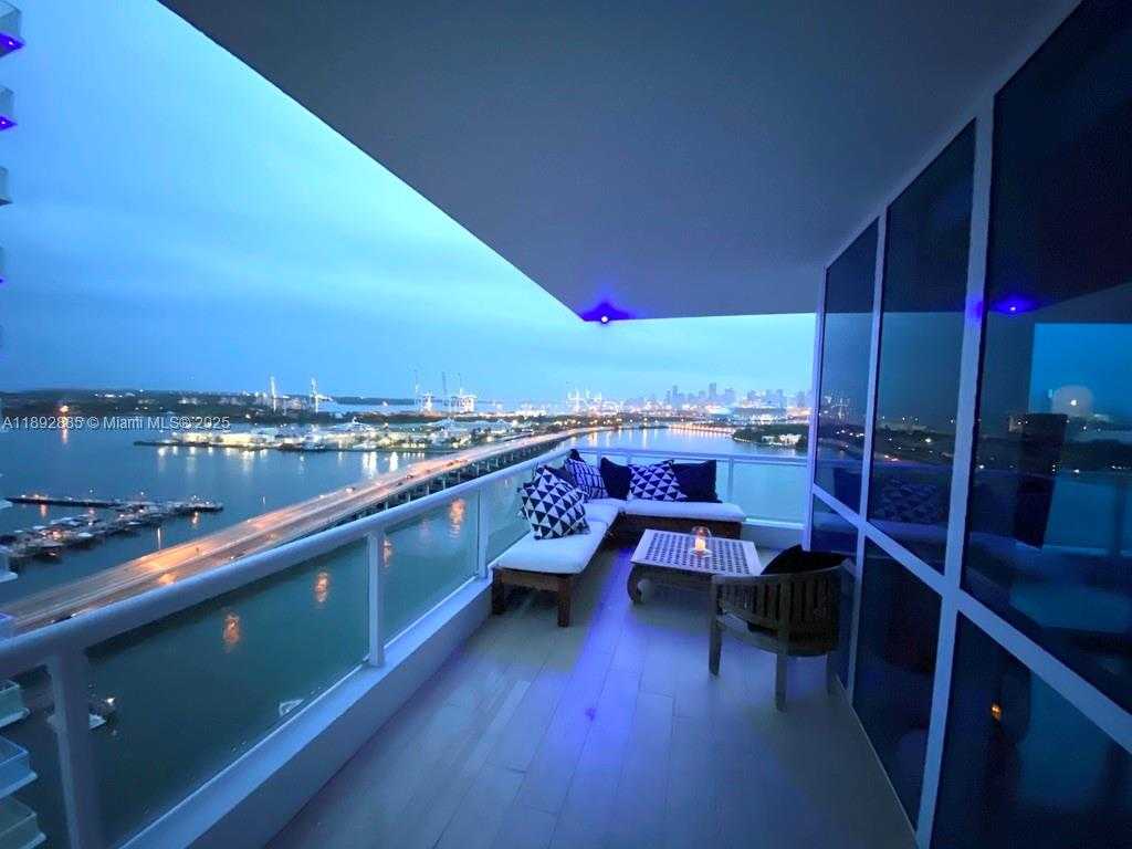 Small Image of 540 WEST AVE #2011, Miami Beach Number 4